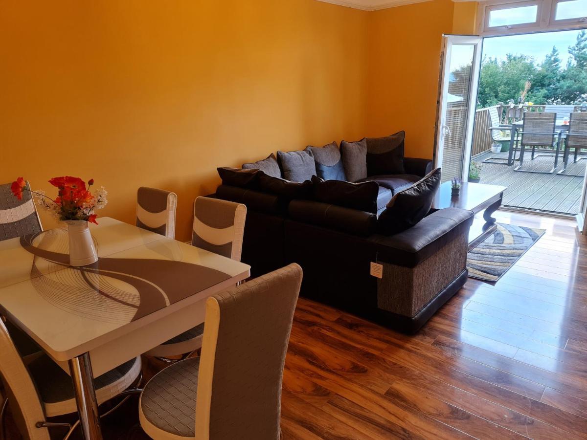 4Br Sea View Escape-Near Snowdonia& Coastal Trails Villa Penmaenmawr Bagian luar foto